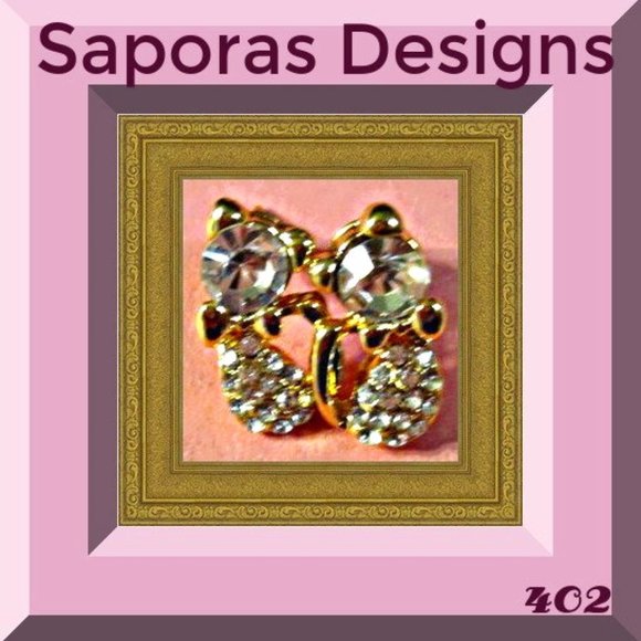 Gold Tone Cat / Kitten Design Stud Earrings With Clear Crystals - Picture 1 of 1